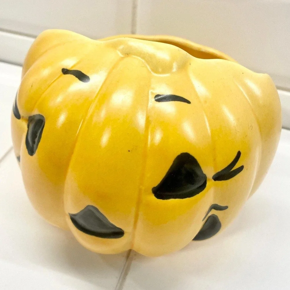 Vintage‎ Haeger Pottery Spooky Pumpkin Planter, Retro Halloween Bowl